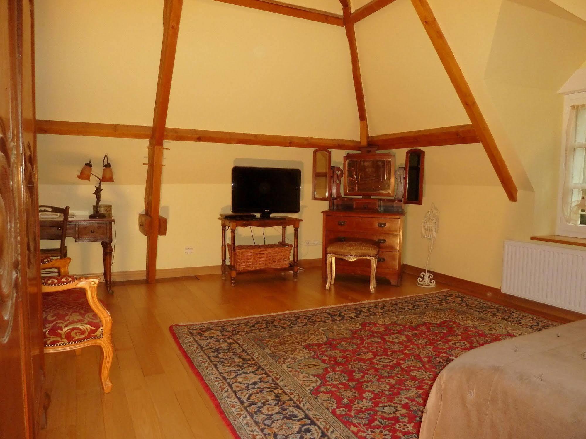 Domaine De La Tour 4*